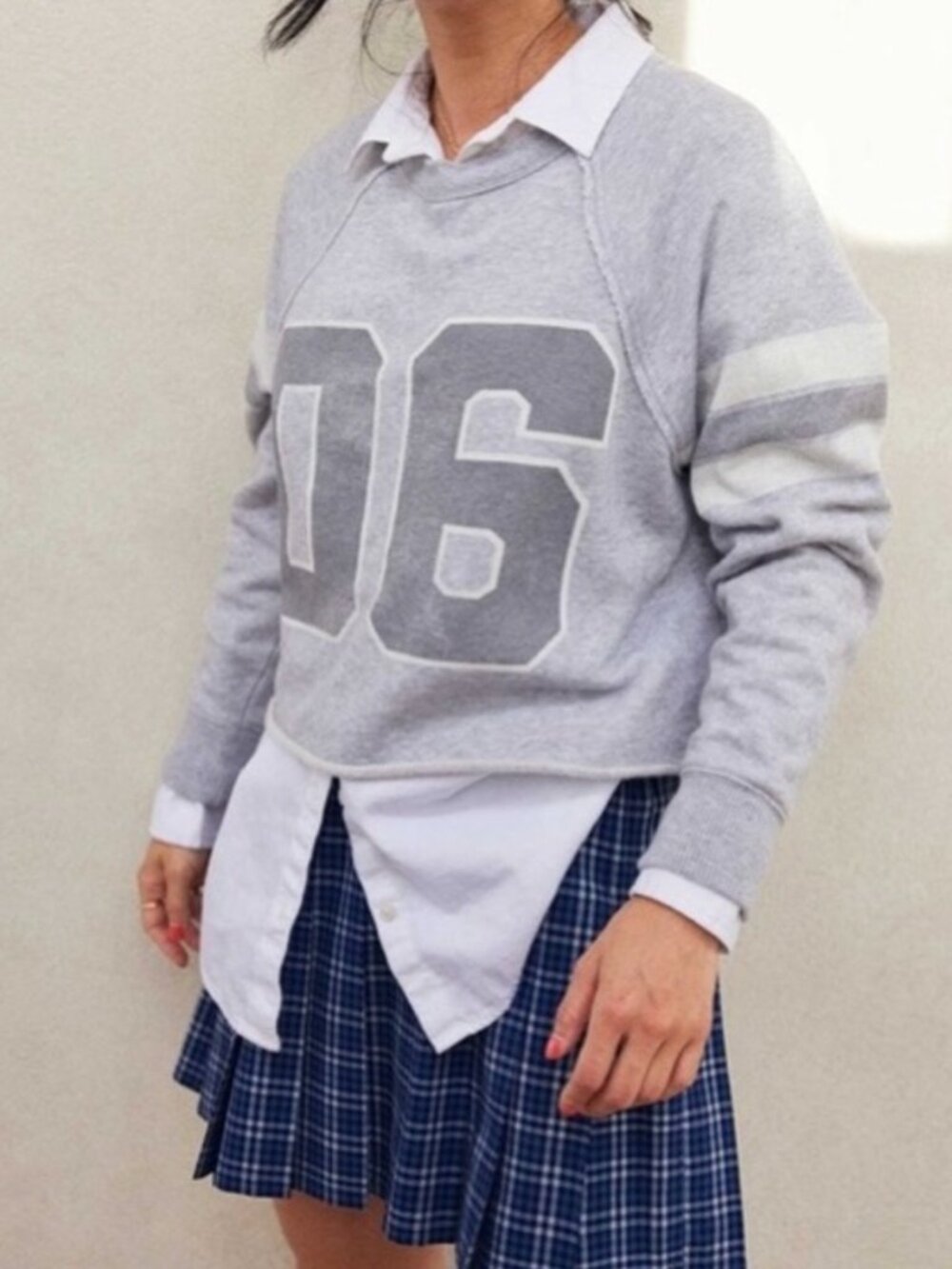 Aerie 06 Varsity Cropped XS Sweatshirt Womens Grey